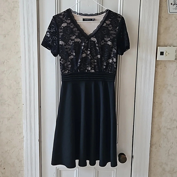 Womens V-Neck Lace Patchwork Flare Party Dress Medium - Picture 1 of 11